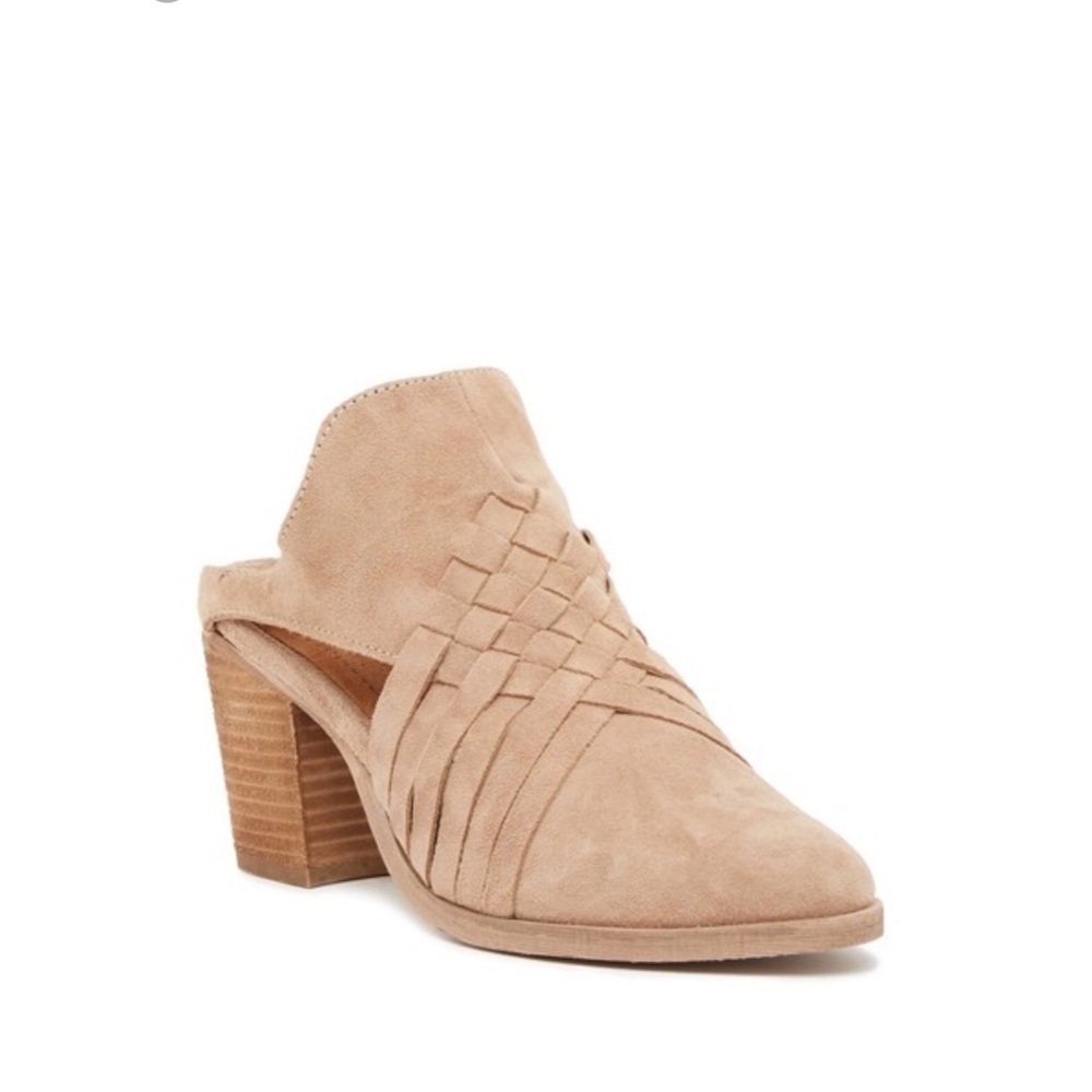 Rebels tan suede leather mules